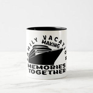 FAMILIENURLAUB. ZWEIFARBIGE TASSE