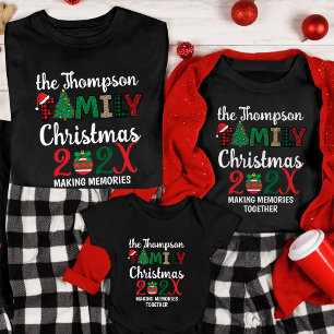 Familienweihnachtsknüpfen Erinnerungen zusammen Tri-Blend Shirt