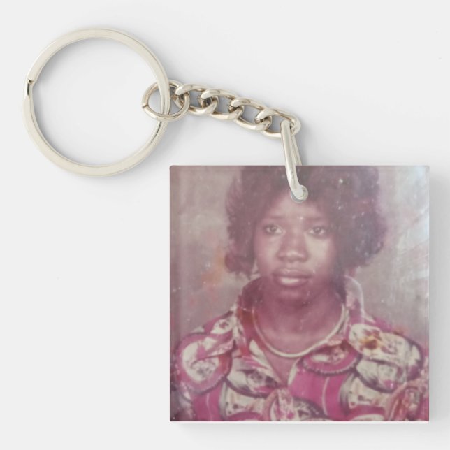 FAMILY BEAUTY- SQUARE KEYCHAIN (Devant)
