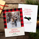 Family Foto Weihnachten Custom Red Flat<br><div class="desc">Eine traditionelle Weihnachtskarte, die für Sie bereit ist, mit Ihrem eigenen Foto und Text zu personalisieren. Dieses festliche Design, mit einem geprüften Buffalo-Karierten Muster, das Ihr Foto umrahmt, und einer Vintagen Scottie Dog-Abbildung auf der Rückseite. Dies ist eine bearbeitbare Vorlage, sodass Sie den gesamten Text anpassen und ihn einzigartig machen...</div>