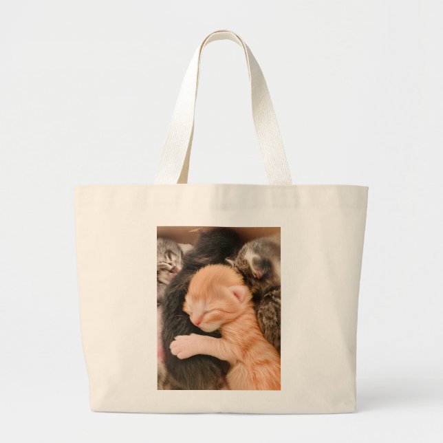 Family Is Everything, Kitten Tote Bag (Devant)