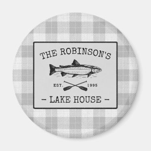 Family Lake House Oars Fish White Kariert Round Magnet