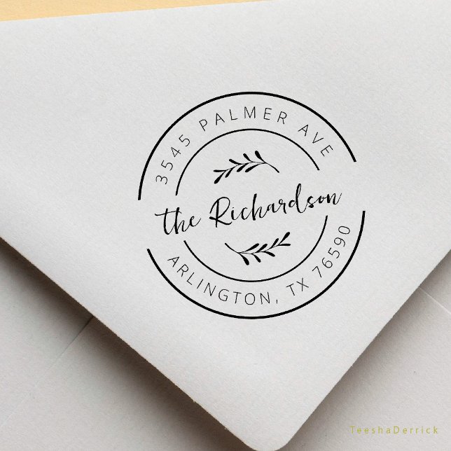 Family Name Return Address Botanical Round Logo Gummistempel (Modern Rustic Family Name Return Address Botanical Round Logo Rubber Stamp Season Greeting Christmas)