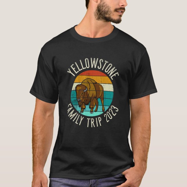 Family Trip 2023 Bison Yellowstone T-Shirt (Vorderseite)
