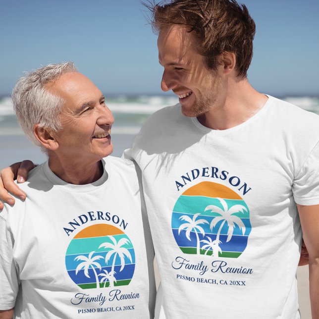 Family Wiedersehen Summer Beach Palmen T-Shirt (Choose from several styles and sizes.)