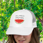 Family Wiedersehen Watermelon Truckerkappe<br><div class="desc">Diese Family Wiedersehen Cap ist mit einer Wassermelone in Rot dekoriert. Ideal für GRILLEN,  Picknick oder Kochkunst. Einfach anpassbar. Wenn wir unsere Kunstwerke erstellen,  werden Sie dieses exakte Bild von anderen Designern nicht finden. Original Wasserfarbe © Michele Davies.</div>