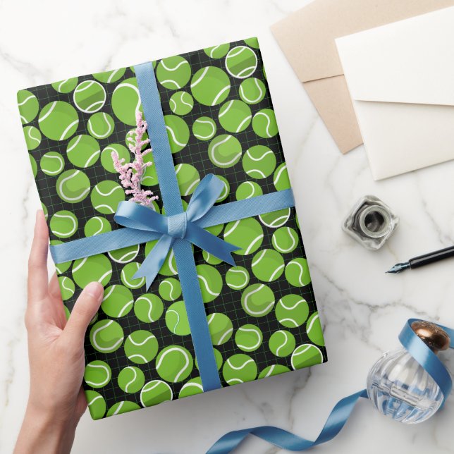 Fangen Sie das Tennisball-Muster Black BG Geschenkpapier (Schenken)