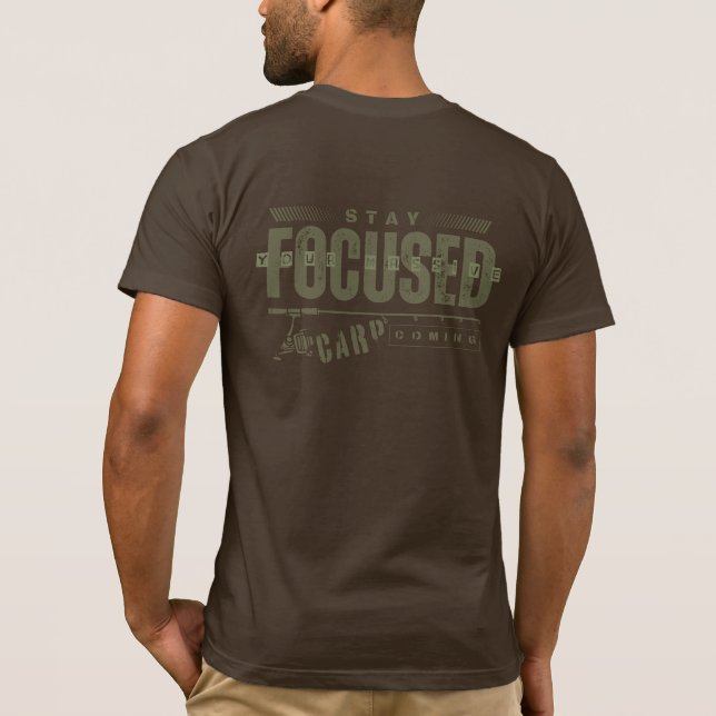 Fangmotivation | Karpfenfischerei | Schwerpunkt T-Shirt (Rückseite)