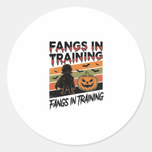Fangzähne in Ausbildung Lustiges Vampir Halloween- Runder Aufkleber
