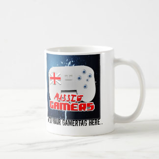Fans australiens de Gamers buvant la tasse