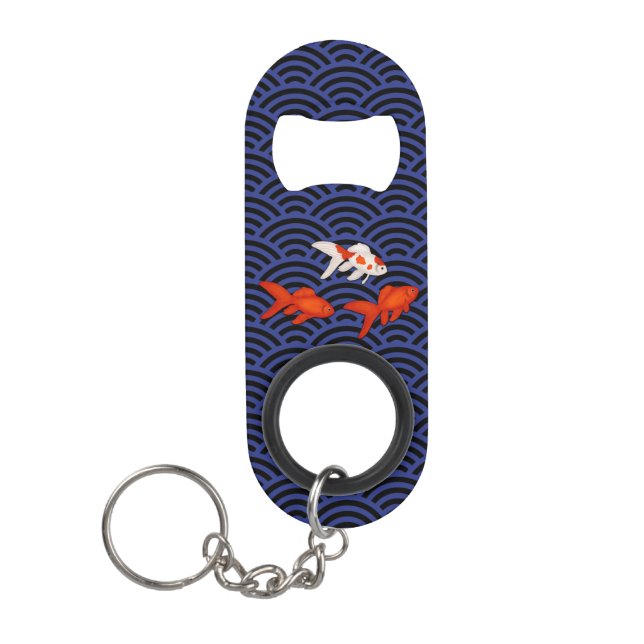 Fantail Goldfish über Seigaiha Wave Pattern Japani Mini Flaschenöffner (Vorderseite)