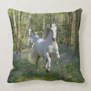 Fantasie-Pferde: Bluebell-Holz Kissen