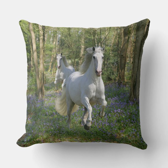 Fantasie-Pferde: Bluebell-Holz Kissen (Vorderseite)