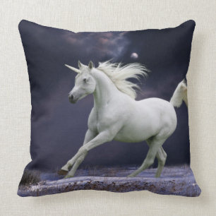 Fantasie-Pferde: Einhorn Kissen