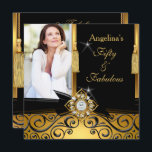 Fantastische 50 Gold Black Damask Foto Geburtstags Einladung<br><div class="desc">Fantastische 50, Foto, Gold und Schwarz. Mit Damask, Gold Diamond Jewel Black Bow. Elegante moderne und stilvolle 50. Geburtstagsparty Einladungen. Foto Einladung, Foto Einladung hinzufügen. Der Geburtstag lädt ein. Passen Sie Ihre persönlichen Daten an. Fantastisches Produkt für Frauen. Passen Sie Ihre persönlichen Daten und Ihr Alter an. Vorlage für jedes...</div>