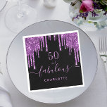 Fantastischer Geburtstag schwarzer lila Glitzer Fu Serviette<br><div class="desc">Eine trendige und glamouröse 50. (oder jedes Alter) Geburtstagsserviette. Ein klassischer schwarzer Hintergrund mit dunkelfarbenen lila Imitaten Glitzer Tropfen,  Farbe Tropflook. Mit dem Text: 50 und fabelhaft. Personalisieren und einen Namen hinzufügen. Heller,  lila Text. Das Wort Fabulous wird mit einem modernen handgeschriebenen Stilskript mit Swashes geschrieben.</div>
