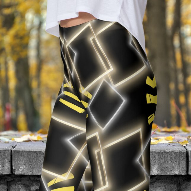 Fantastisches Schwarz Gerahmt in goldenem Muster Leggings (Black framed in Gold Leggings)