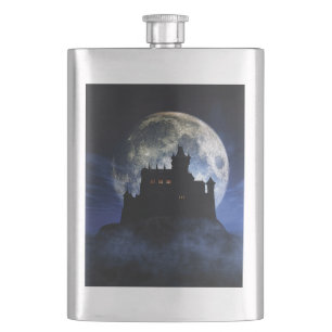 Fantasy-Burg in der Nacht Flachmann