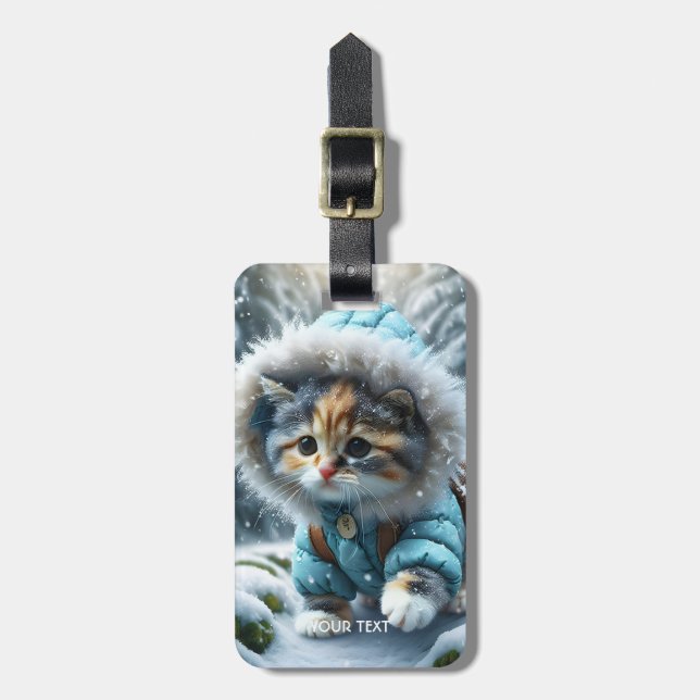 Fantasy Niedlich Winter Kitten Schnee Gepäckanhänger (Vorderseite vertikal)