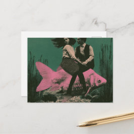 Fantasy-Paar reist auf rosa Fisch Postkarte