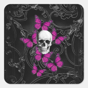Fantasy-Schädel und heiß rosa Schmetterlinge Quadratischer Aufkleber