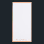 Farbe des Jahres 2024: Peach Magnetischer Notizblock<br><div class="desc">Dieses personalisierte Notizblock weist eine Pfirsichlinie in der Jahresfarbe 2024 auf. Sie können mit einem Namen personalisieren.</div>