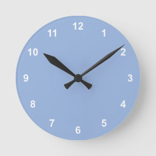 Farbe des Trends - Pulverfarbe Blau rund Uhr mit Z