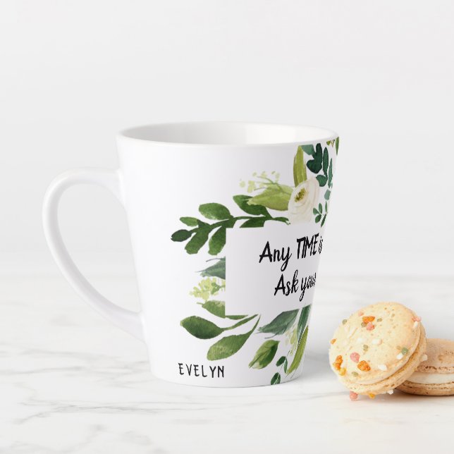 Farbe Weiße Blume Kaffeekonzept Monogramm Milchtasse (Beispiel)