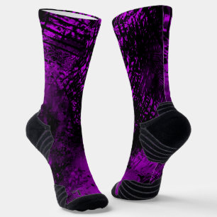 Farbeffekt des Spritzers Lila und schwarz Socken