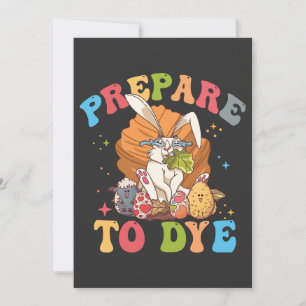 Färben von Eierjagd Vorbereitung auf Ostersonntags Einladung