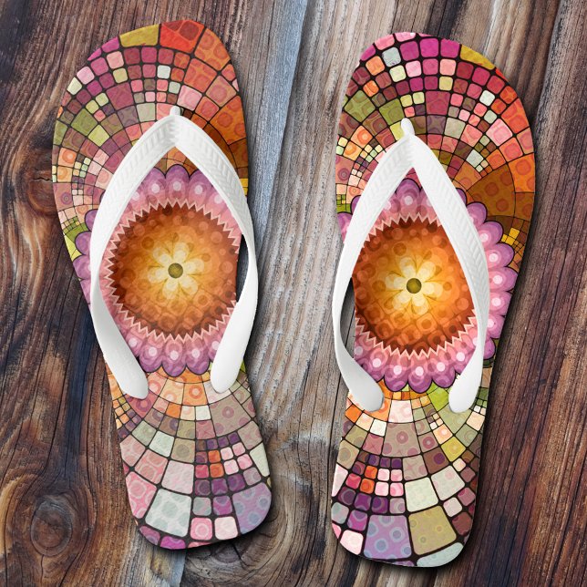 Farbenfroh Mandala Creative Mosaik Flip Flops (Colorful artistic boho flip flops in a mandala mosaic style.)