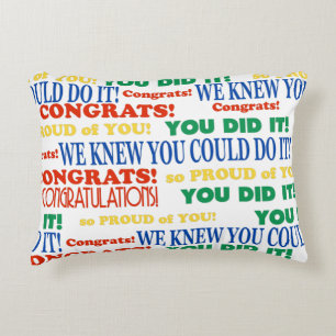 Farbenfrohe Abschluss Word Art Akzent Pillow Dekokissen