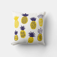 Farbenfrohe abstrakte Ananas im Geruch