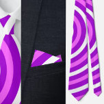 Farbenfrohe Abstrakte Streifenmuster Krawatte<br><div class="desc">Farbenfrohe Abstrakte Streifen Pattern Nacken Krawatte.</div>