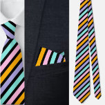 Farbenfrohe Abstrakte Streifenmuster Krawatte<br><div class="desc">Farbenfrohe Abstrakte Streifen Pattern Nacken Krawatte.</div>
