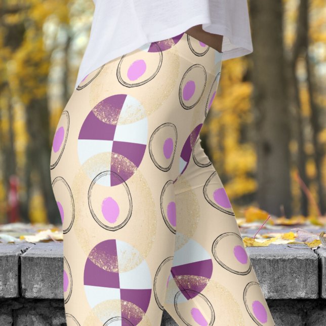 Farbenfrohe Almond Beige Nucleus Muster Leggings (Nucleus Blanched Almond)