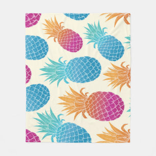 Farbenfrohe Ananas hellgelber Hintergrund Fleecedecke