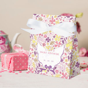 Farbenfrohe Bleistiftskizze für Baby-Party mit Doo Geschenkschachtel