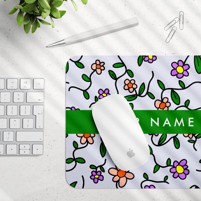 Farbenfrohe Blume, blauer Hintergrund, grün Mousepad (Von Creator hochgeladen)