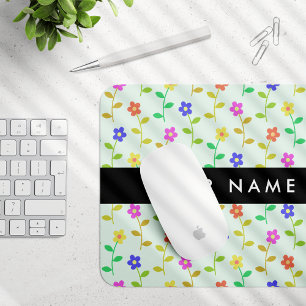 Farbenfrohe Blumen, hellgrüner Hintergrund, Schwar Mousepad