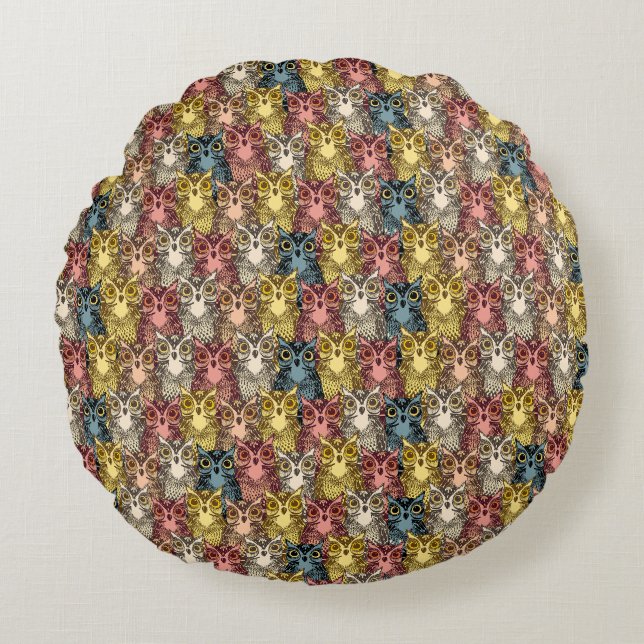 Farbenfrohe Boho Woodland Owl Muster Rundes Kissen (Vorderseite)