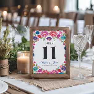 Farbenfrohe botanische Fiesta Spanische Hochzeit Tischnummer