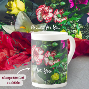 Farbenfrohe Bouquet mit Lilie Prozellantasse