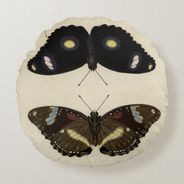 Farbenfrohe Butterfly-Medley auf Creme Background Rundes Kissen (Vorderseite)