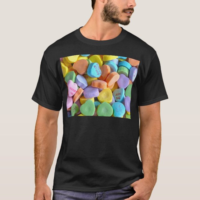 Farbenfrohe Candy Hearts T-Shirt (Vorderseite)