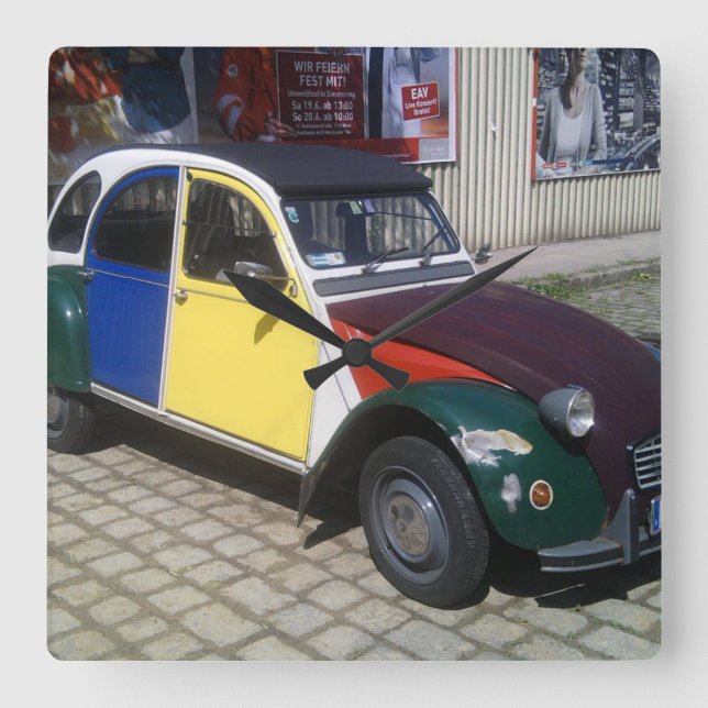 Farbenfrohe Citroen 2 CV Quadratische Wanduhr (Vorderseite)