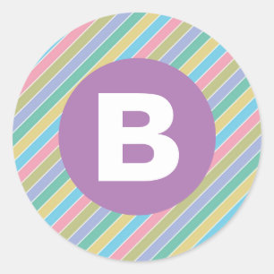 Farbenfrohe diagonale Candy-Streifen lila Monogram Runder Aufkleber