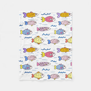 Farbenfrohe Fischschule Fleecedecke