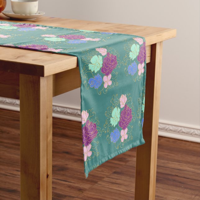 Farbenfrohe Florals mit goldenem Muster Mittelgroßer Tischläufer (Beispiel)