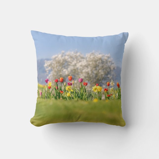 Farbenfrohe Frühlingsblumen mit Tulpen und Affodie Kissen (Vorderseite)